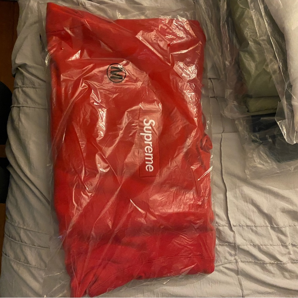 Supreme FW23 BOX LOGO HOODED SWEATSHIRT SIZE M